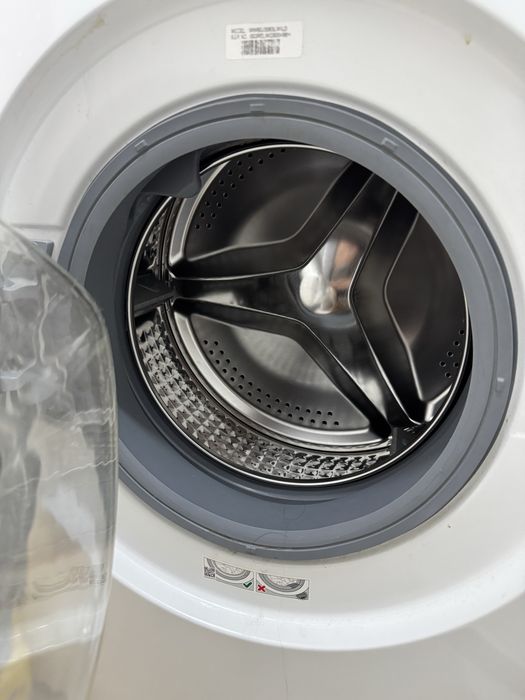 Продам стиральную машинку