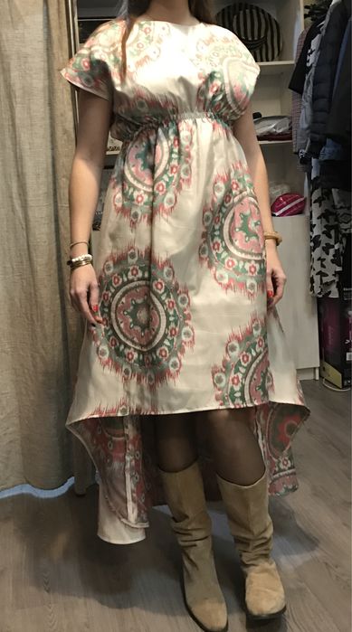 Продам платье дизайнерское