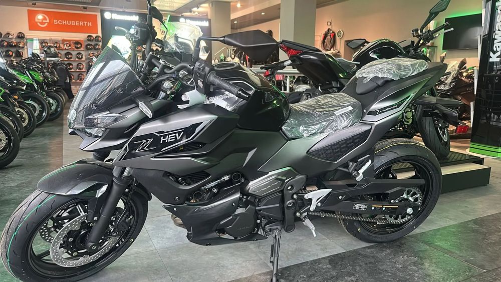 Kawasaki Kawasaki Z7 Hybrid 2024 -lichidare de stoc