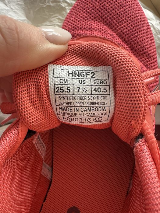 Дамски спортни маратонки Asics