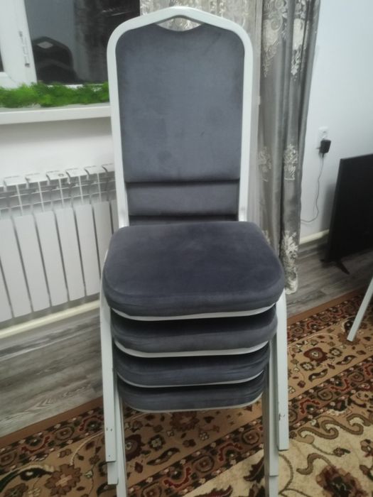 Орындықтар сатылады