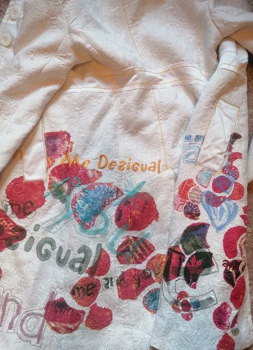 Desigual преходно палто S размер