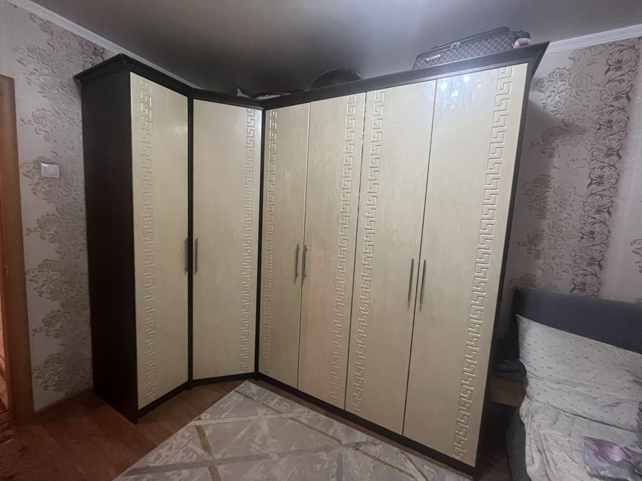 Шифонер в спальню