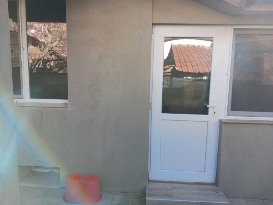 Дава се под наем Многостаен апартамент в Варна, Колхозен пазар - 35 кв.м за 265.2 € - Снимка #9