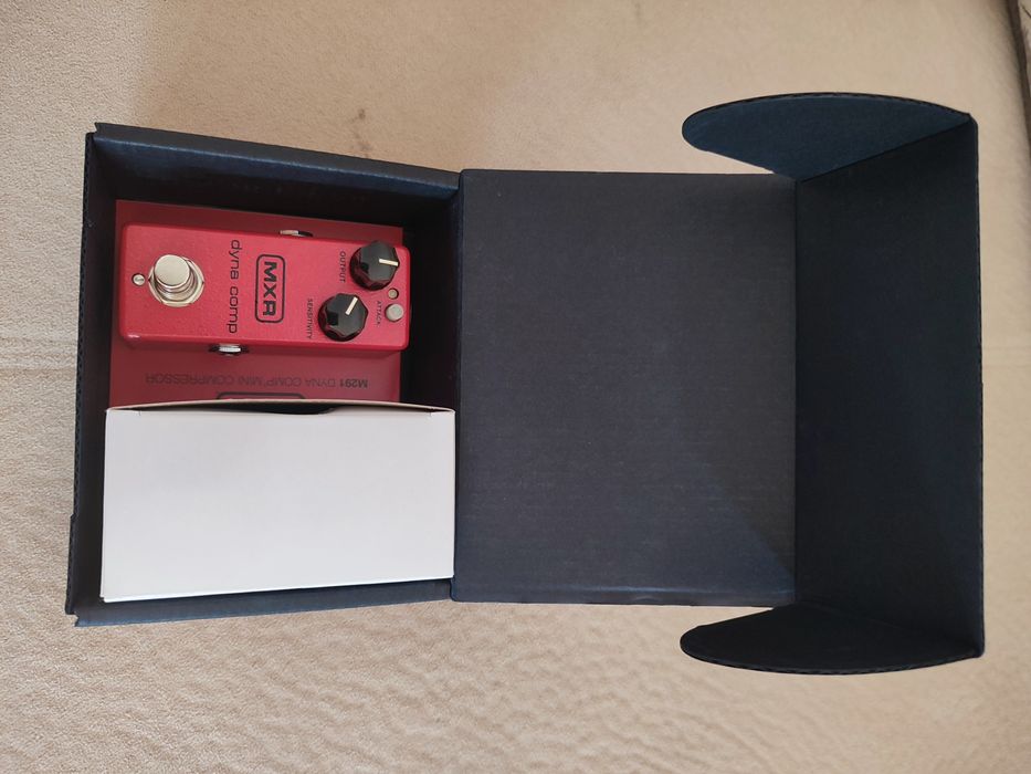 MXR Dyna comp mini M291 - китарен компресор