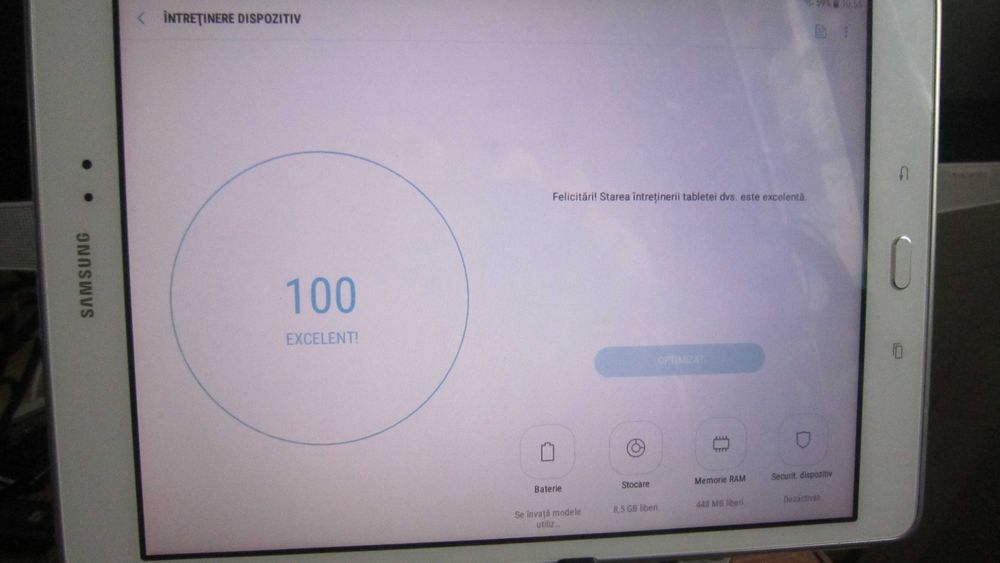 Tableta Samsung SM-T550