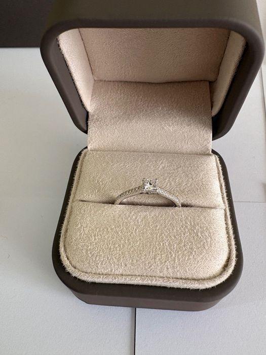 URGENT- Inel logodna TEILOR exclusive 35 diamante naturale+certificate
