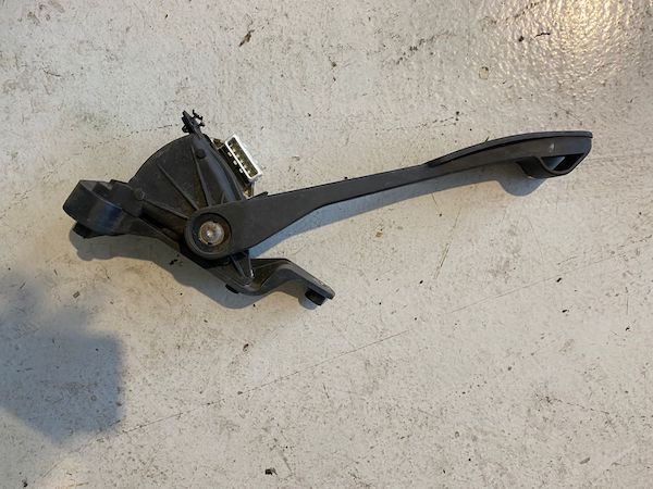 Pedala acceleratie Volvo XC90 2003-2004 8634697 30748753