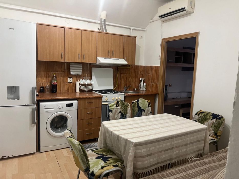 Se inchiriaza apartament in zona Comuna din Paris