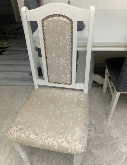 Продам стол со стульями
