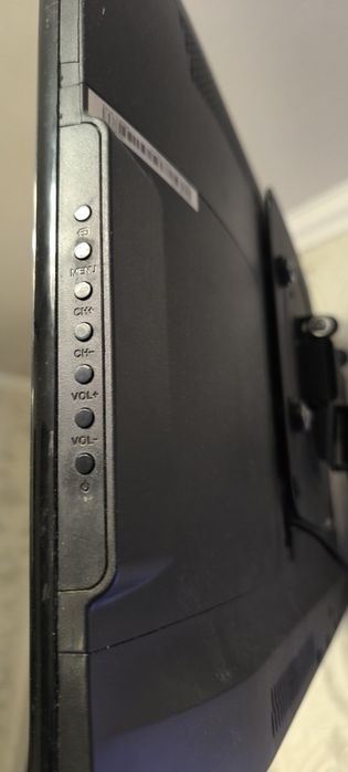 Телевизор Haier модель LE28M600