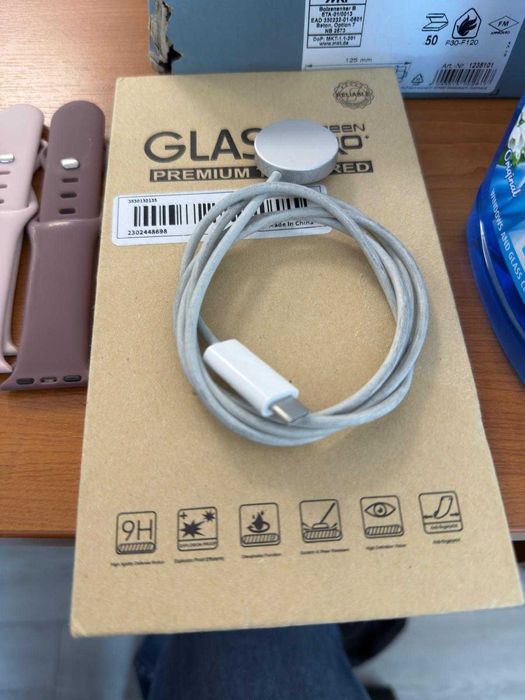 iPhone 13 mini / Apple watch 7 / стойка за зареждане