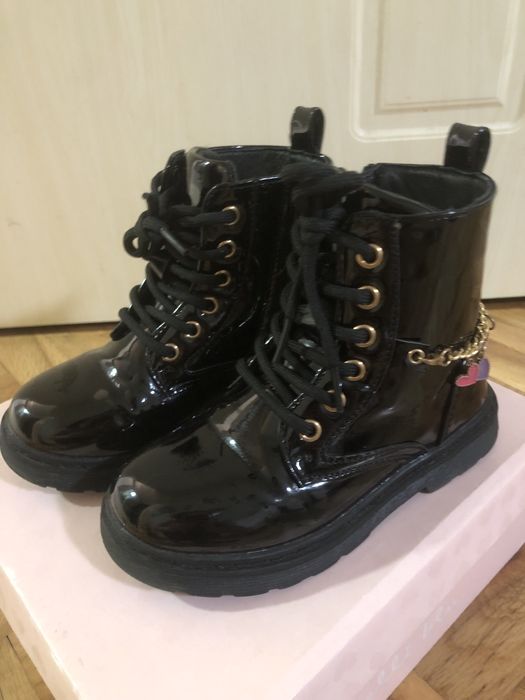 Детски боти за момиче