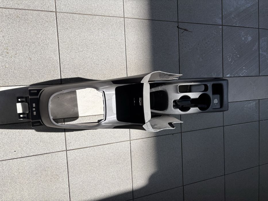 Центральная консоль на кобальт