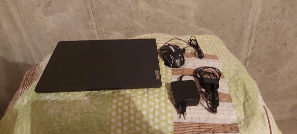 Ноутбук Lenovo ,Windows