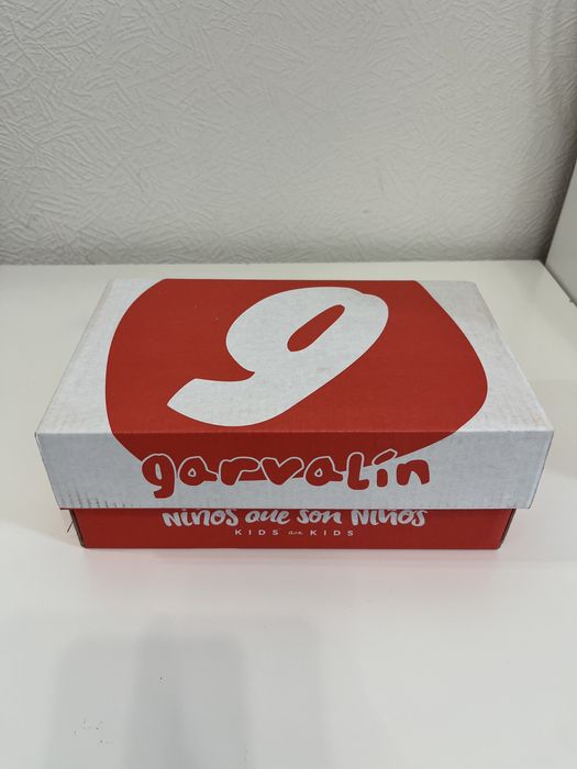 Сандалии Garvalin