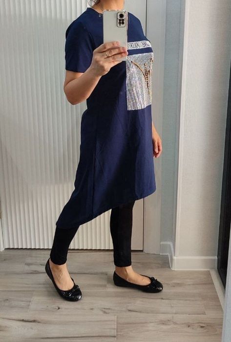 Продам женские футболки