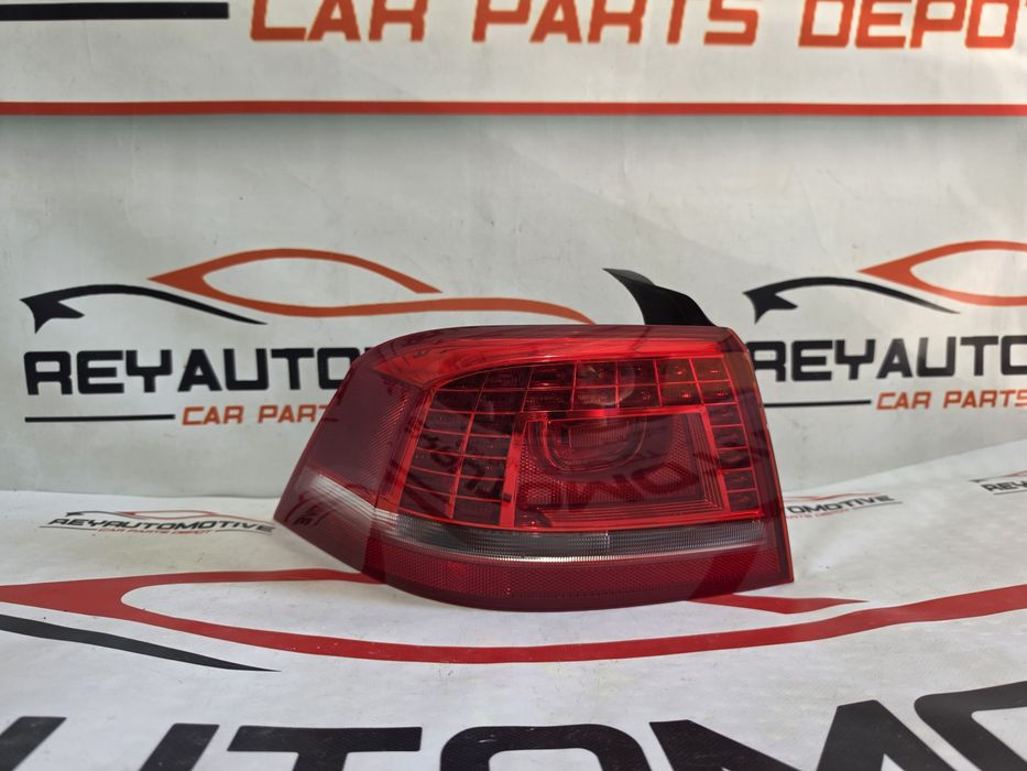 Stop stanga led VW Passat B7 Sedan dupa 2011 cod 3AE945207B