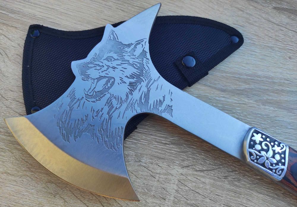 Малка брадва Вълк