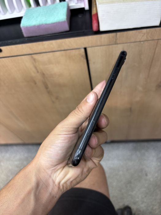 Айфон XR 128gb 79%