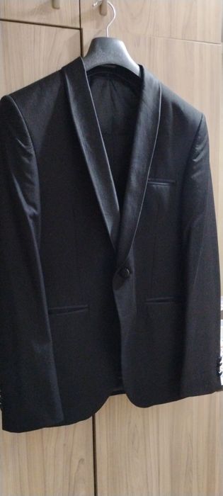 Мъжки костюм,Смокинг