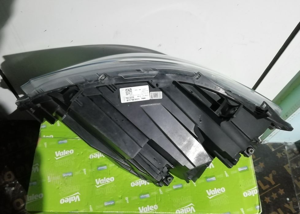 Фар Фарове за Mercedes Sprinter W910 / Мерцедес Спринтер A910 Full LED