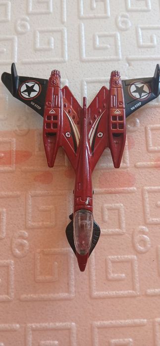 Машинки, Самолеты оригиналы Hot wheels