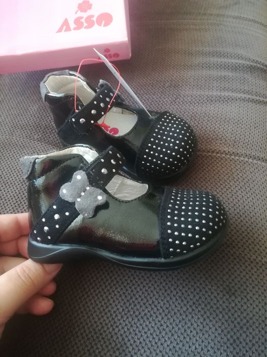 Детски официални обувки 19 номер