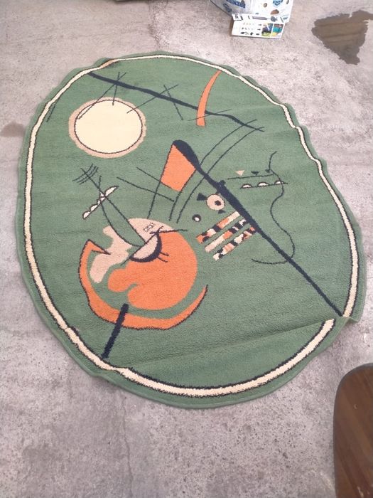 Продам ковёр красивый