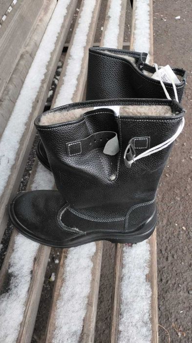 Зимние сапоги новые
