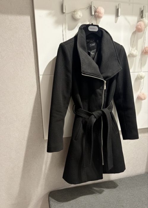 Дамско палто брутално