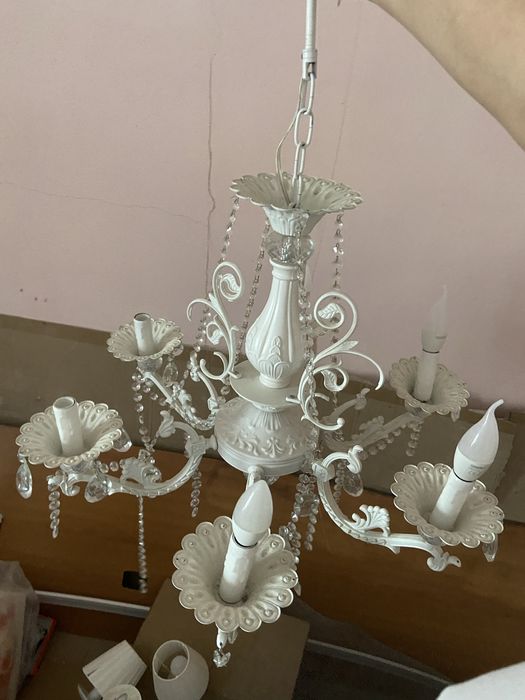 Люстры обьемные хорошие