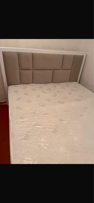 Продам спальный гарнитур