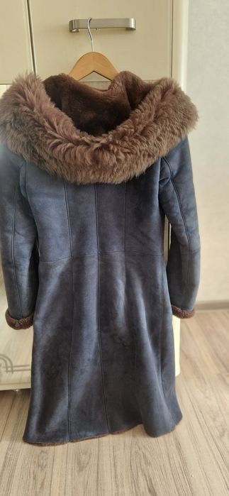 Продаётся тёплая дубленка