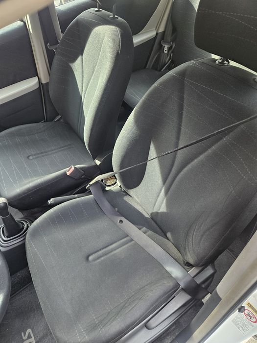 Toyota yris 1.300