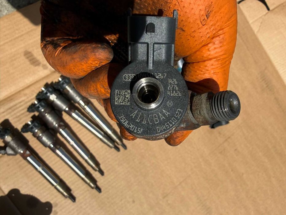 Kit injectie injectoare rampa pompa inalte Maserati 3.0 d M161a64D 35062015F 0445110523  35022143F 35022119G
