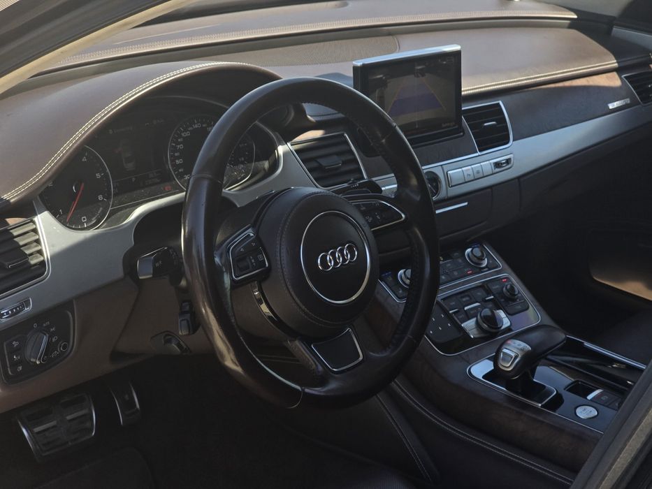 AUDI A8 - s8 packet