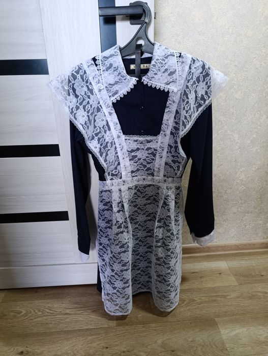 Продам школьную форму