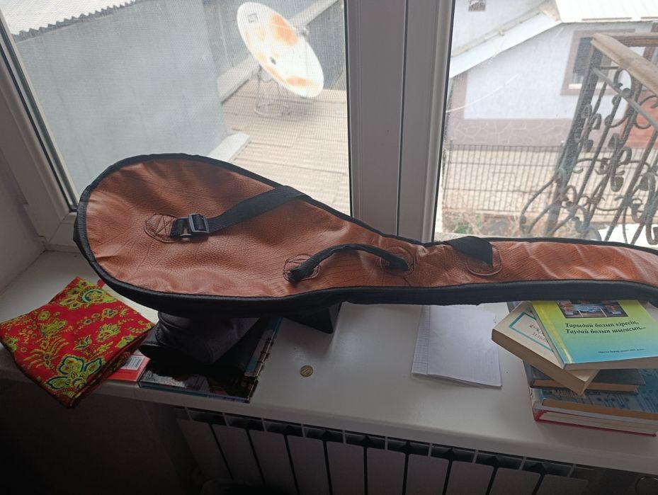 Продам чехол для домбра