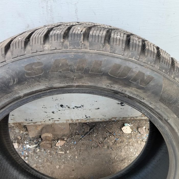 Продам резину 235/55-R 18