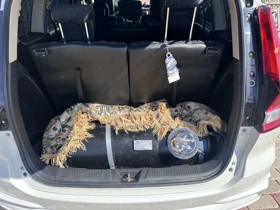 минивэн сузуки эртига