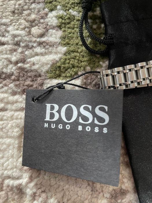 Brățară Boss nouă