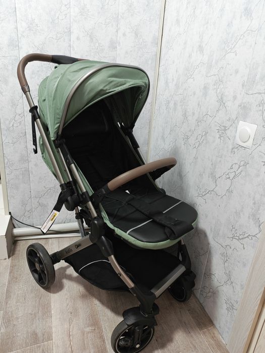 Прогулочная коляска kidillo