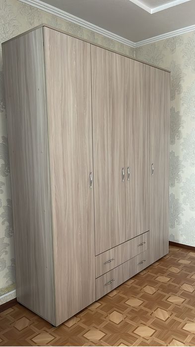 Шкаф в отличном состоянии
