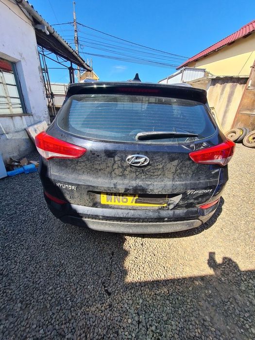 Dezmembrari dezmembrez  Hyundai Tucson 3 1.7 Diesel