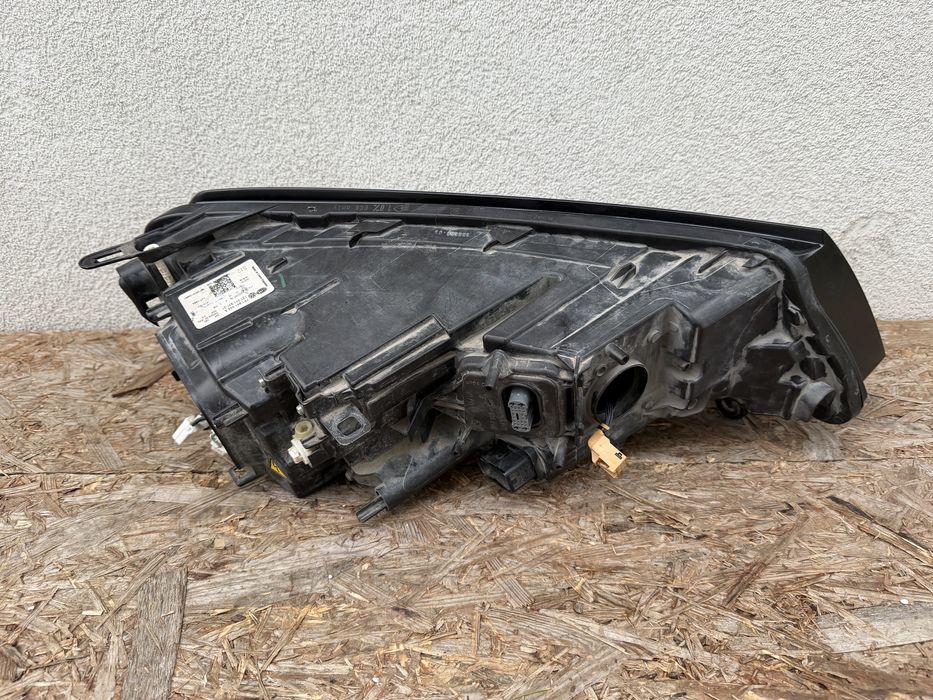 Far stanga VW Touareg 7P Facelift 2015-2018 Xenon adaptiv + LED Origin