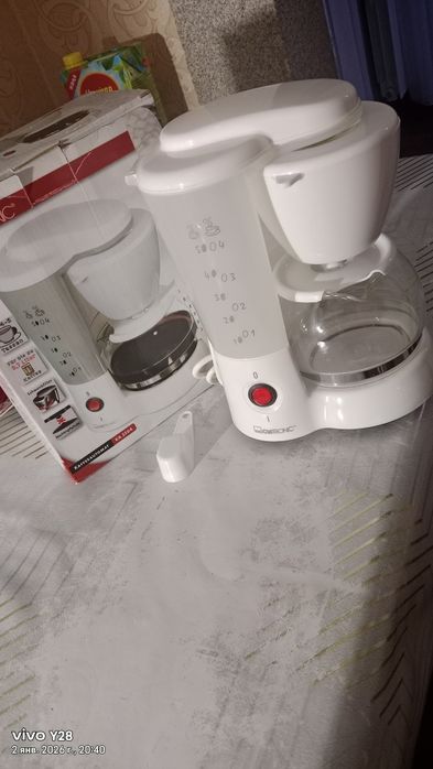 Продам кофеварку, новая.