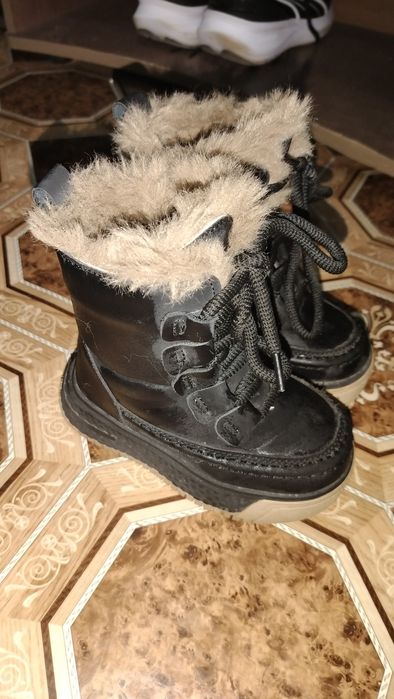 Зимние ботинки 27 размер продам