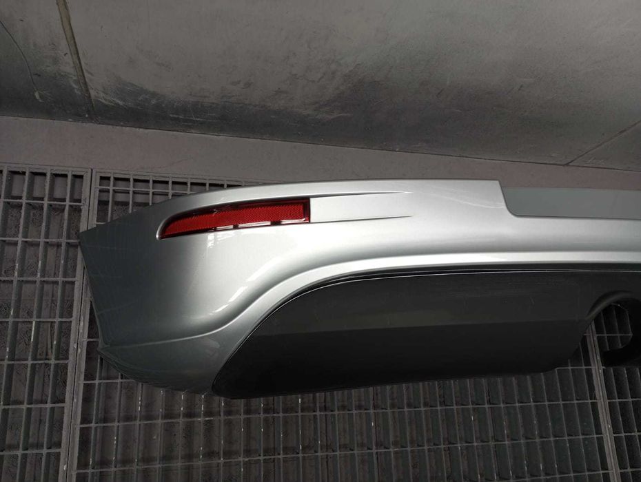 Prelungire Bara Spate VW Golf 5 V 2004-2008 R32 Look (LA7W (Gri))