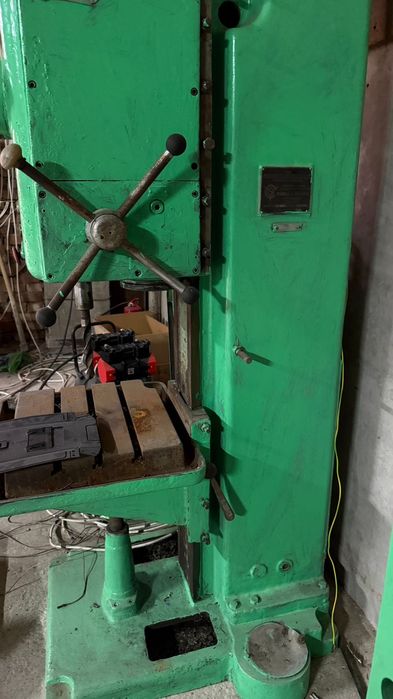 Сверлильный аппарат